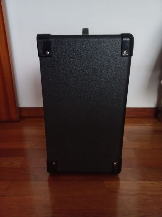 Amplificador Guitarra Samick LA30R
