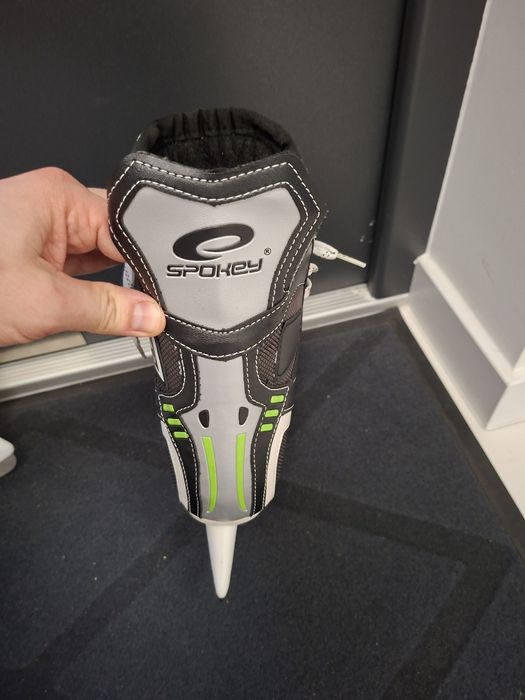 Łyżwy hojejowe 43 spokey