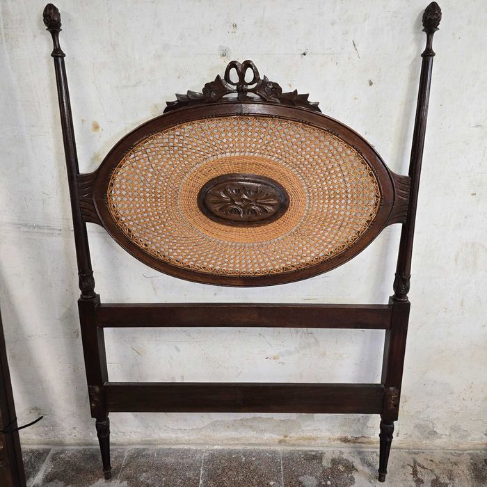 Cama individual Dona Maria