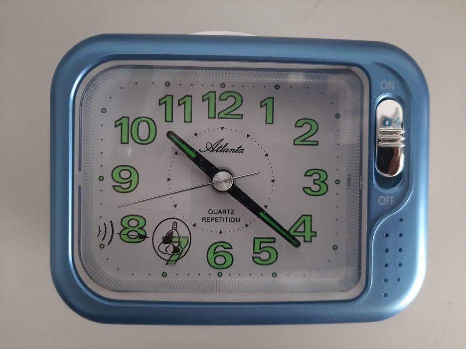 Alarm Clock422977932688117762