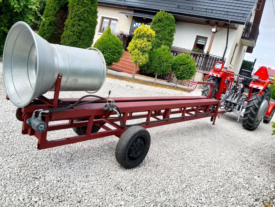 Pakowaczka do choinek mechaniczno-hydrauliczna