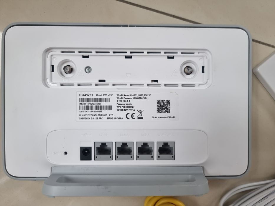 Router 4G LTE Huawei B535 z dodatkową anteną zewnętrzną 300 Mbps 5 Ghz