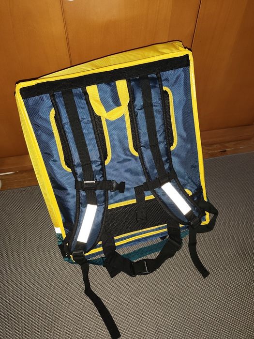 Mochila Glovo XXL impermeável expansível
