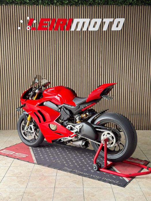 Ducati Panigale V4S
