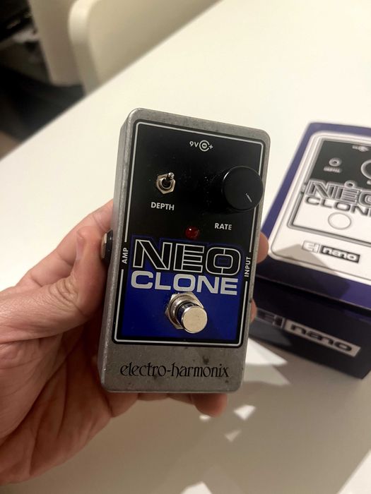 Pedal Chorus Electro Harmonix NEO CLONE