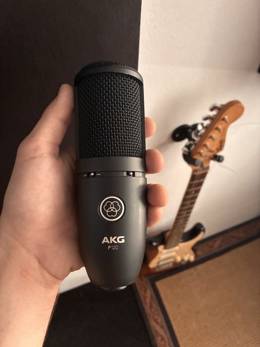 Microfone AKG P120