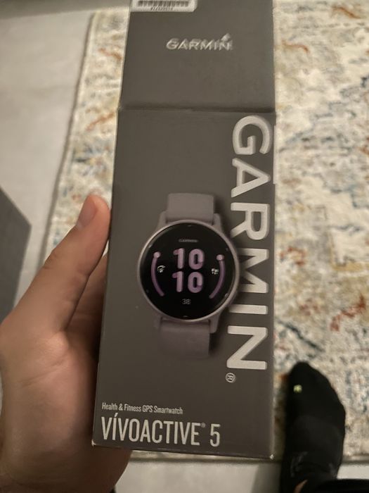 Garmin Vivoactive 5 lilowy