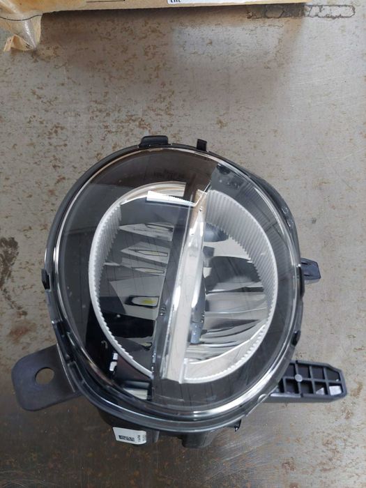 farol nevoeiro drt NOVO ORIGINAL BMW F30/F35