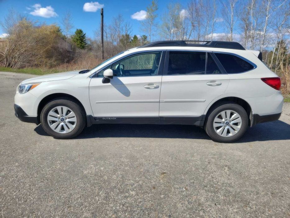 Subaru Outback 2.5i Premium      2015