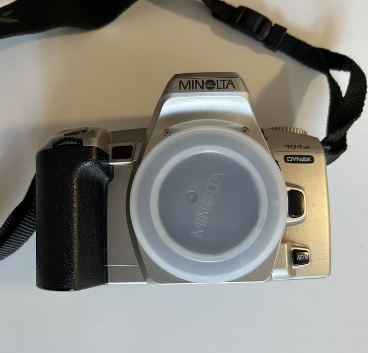 Máquina Minolta Dynax 404si (Reflex 35mm) em óptimo estado