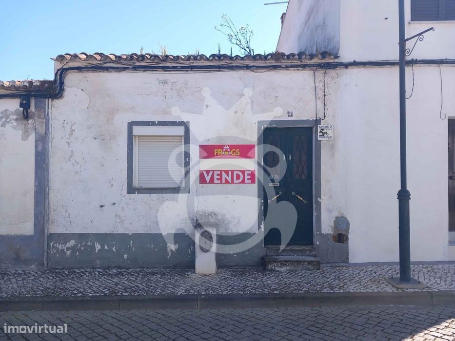 Moradia para reabilitar - Serpa