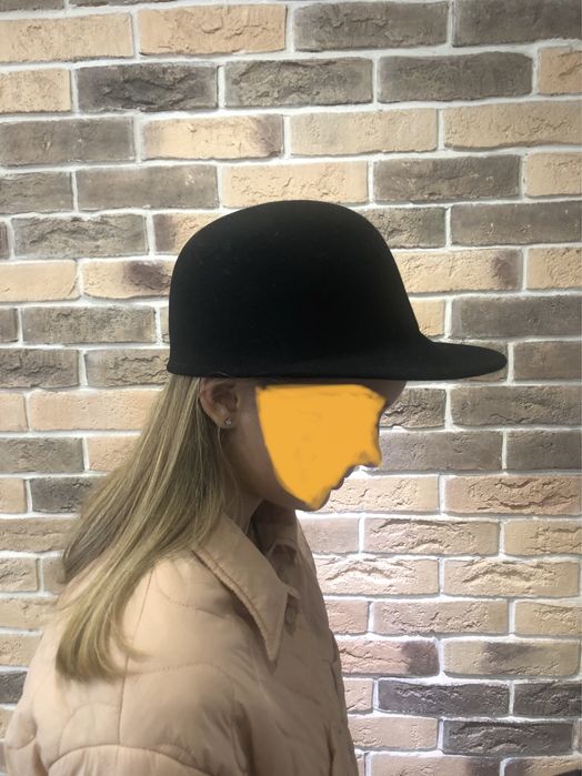 Стильная женская бейсболка