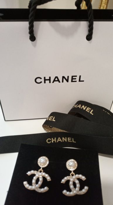Brincos  Chanel Pérolas Brancas