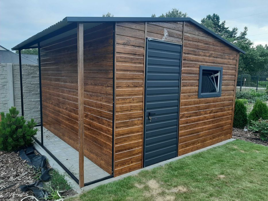 Nowoczesny Domek Ogrodowy z Lamelami
