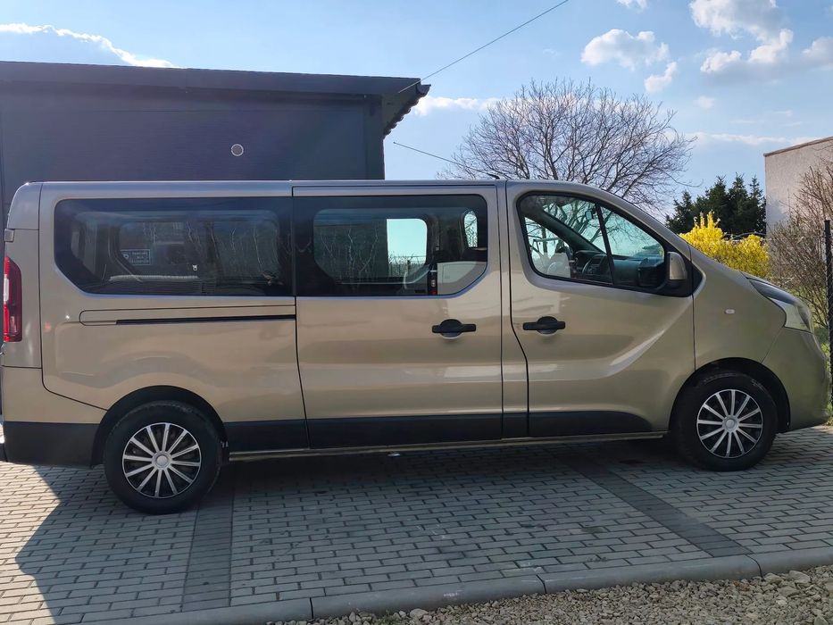 Renault Trafic Renault Trafic, sprawny FV23% bus 9osobowy bez wkładu finansowego