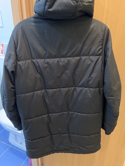 Зимняя куртка nike оригинал M размер