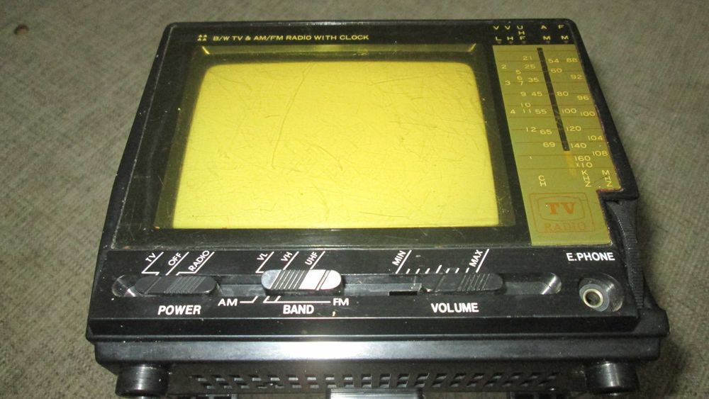 TV/RÁDIO portátil  anos 80