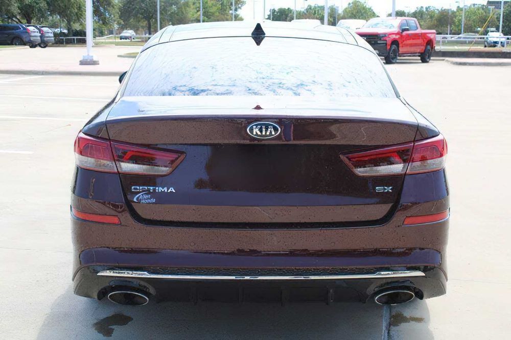 Kia Optima EX      2019