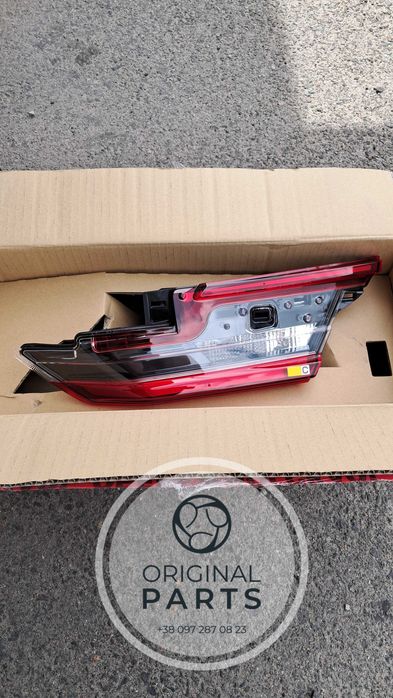 Крило заднє ліве toyota camry 80 2024+ нове оригінал