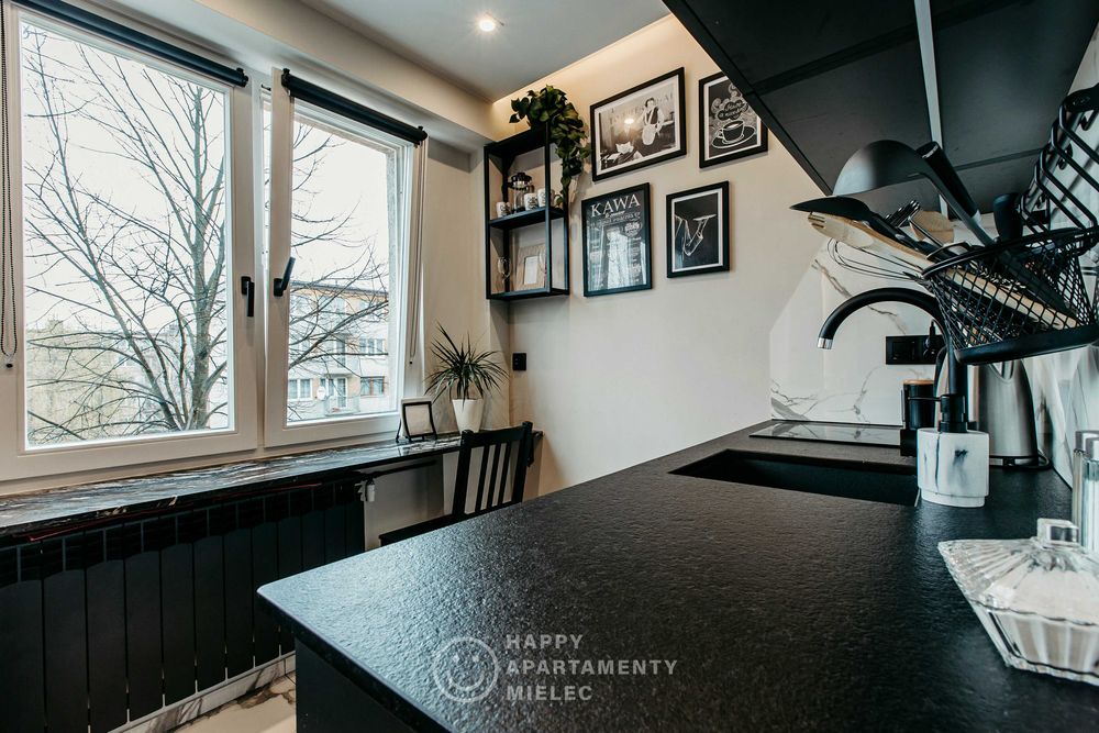 Nocleg Noclegi Apartamenty na doby - Apartamentyhappy.pl - Faktura Vat