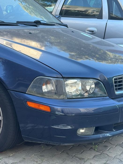 Volvo V40 1.9 Diesel 115 cv — 2003 — 260.000 km — Para reparar — photo 3
