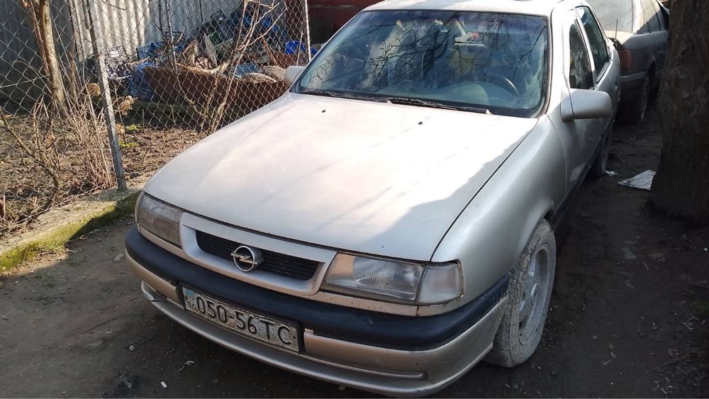 Автомобіль Opel