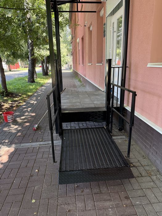 Підйомник для інвалідів. Інклюзивність
