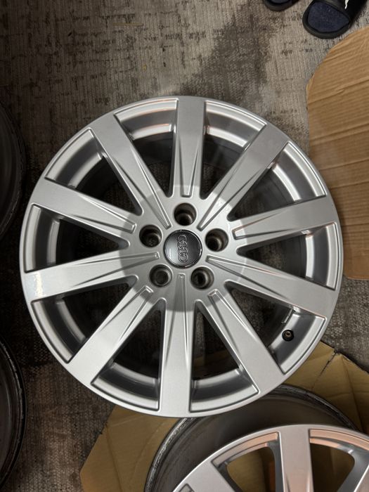 Колеса диски R18 Ауді Ауди Audi Q7 SQ7 4M 255 60 A6 A7 Q5 Touareg