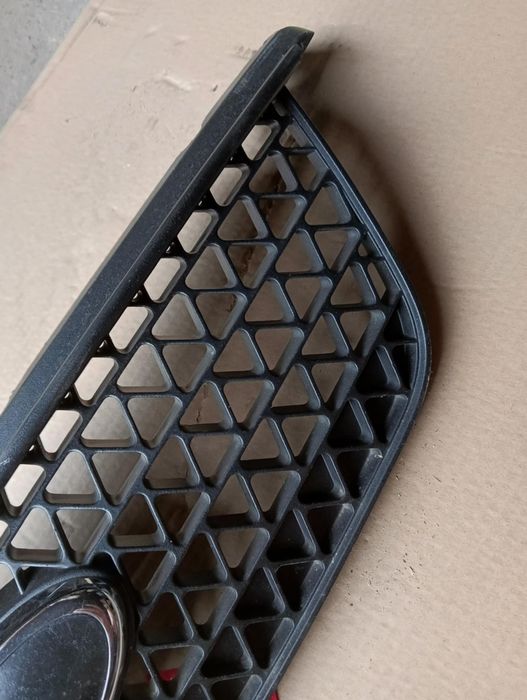 Grill ford focus mk2 st