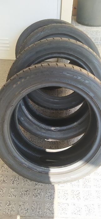 Vendo pneus semi novos