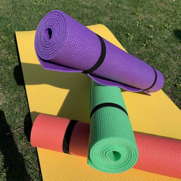 Коврик для йоги пилатеса та фитнесу каремат