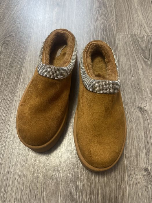 Нові сабо автоледі