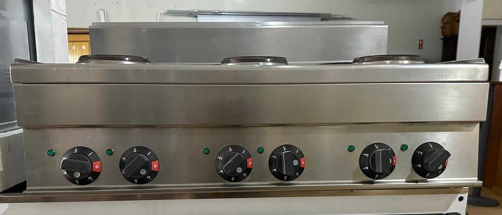 Fogão industrial elétrico (trifásico)de bancada – 6 bicos. Equipamento usado, 380V, ideal para hotelaria e restauração.