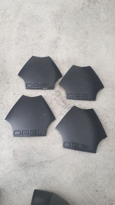 Diverso material, peças e acessórios originais Opel Corsa-A Mk1 e Mk2