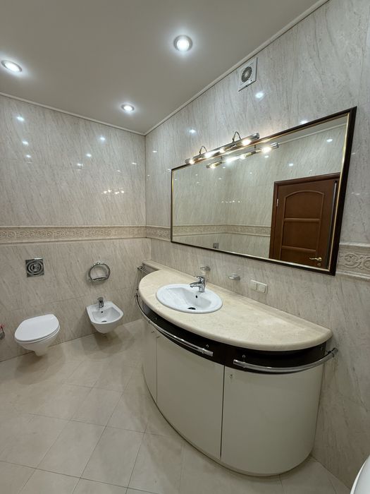 Аренда квартиры, Печерск, евроремонт,Мариинский парк,метро,Лавра