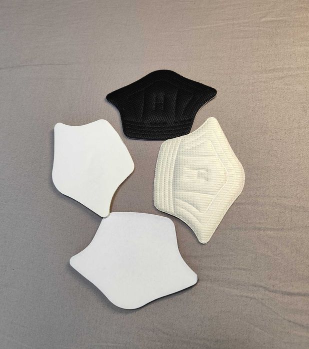 Комплект в задник взуття, чорні та білі 5мм устілки від натирання