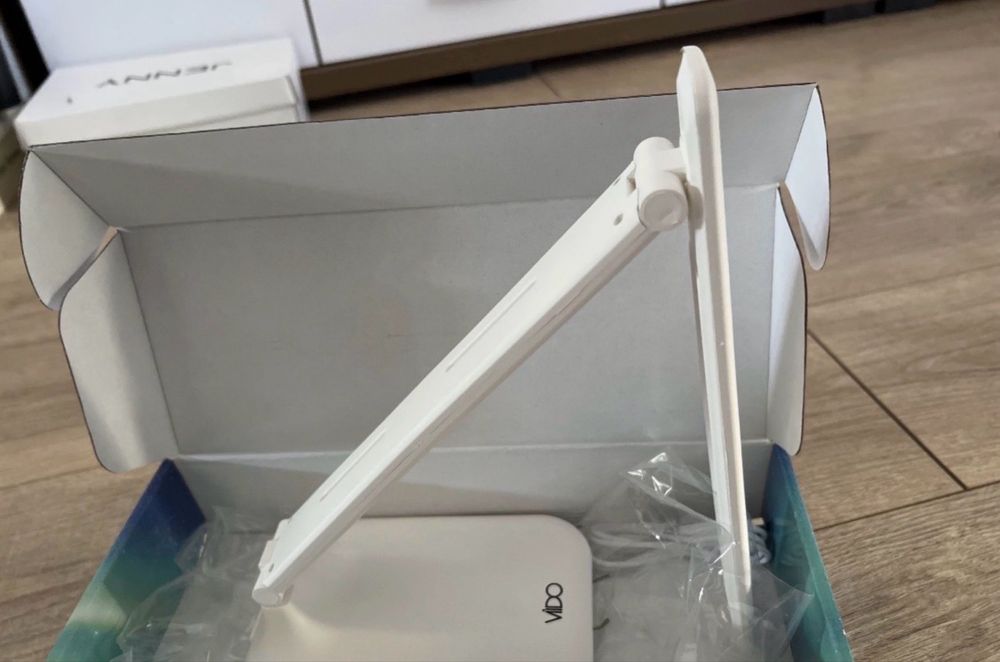 Lampka led usb  biała nowa biała