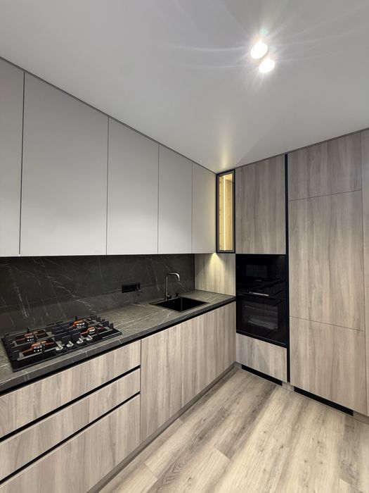 Продаж квартири в новобудові Жк Кришталеве озеро