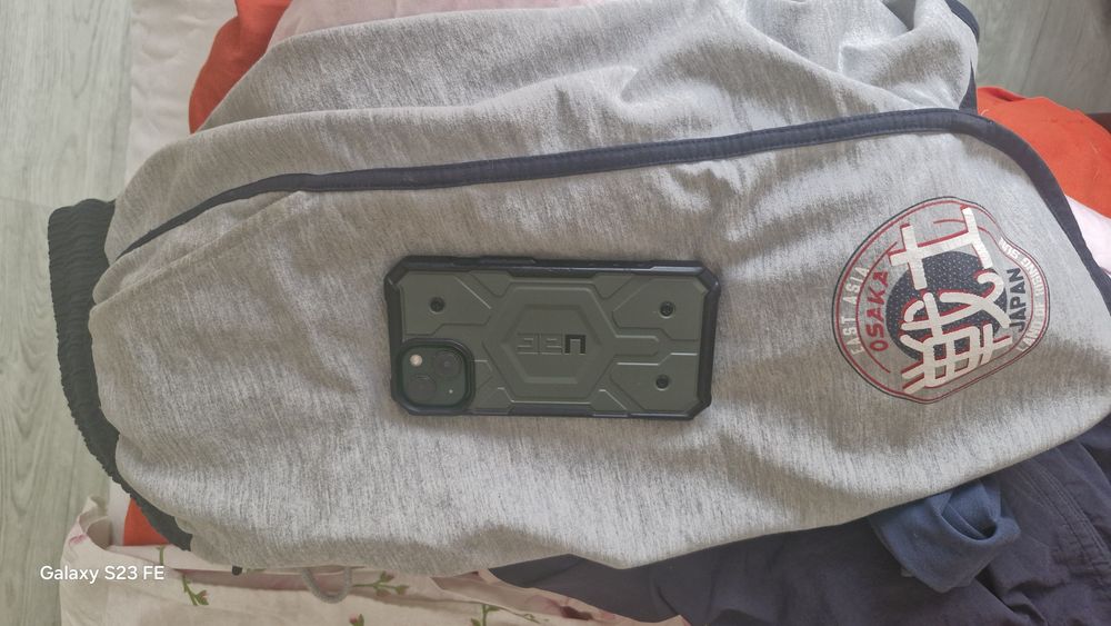 Продам іphone 13 б/у
