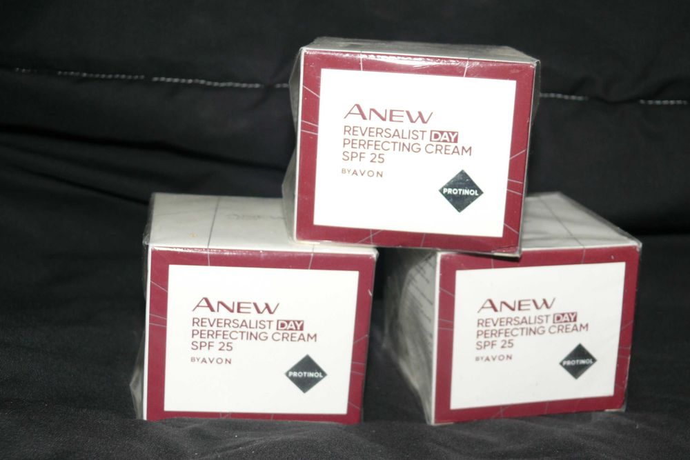 Avon - Anew Reversalist Creme de Dia FPS 25