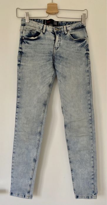 Spodnie jeansowe Cropp