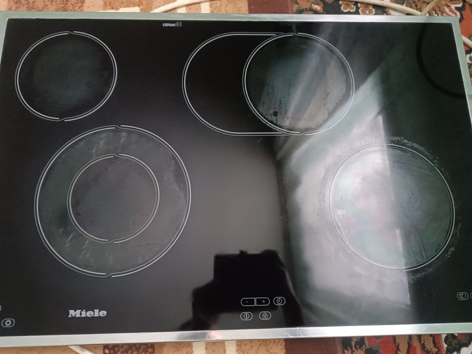 Плитка у чудовому робочому стані