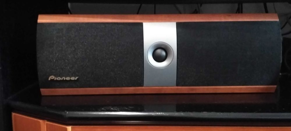 Colunas Pioneer Central e Sorround