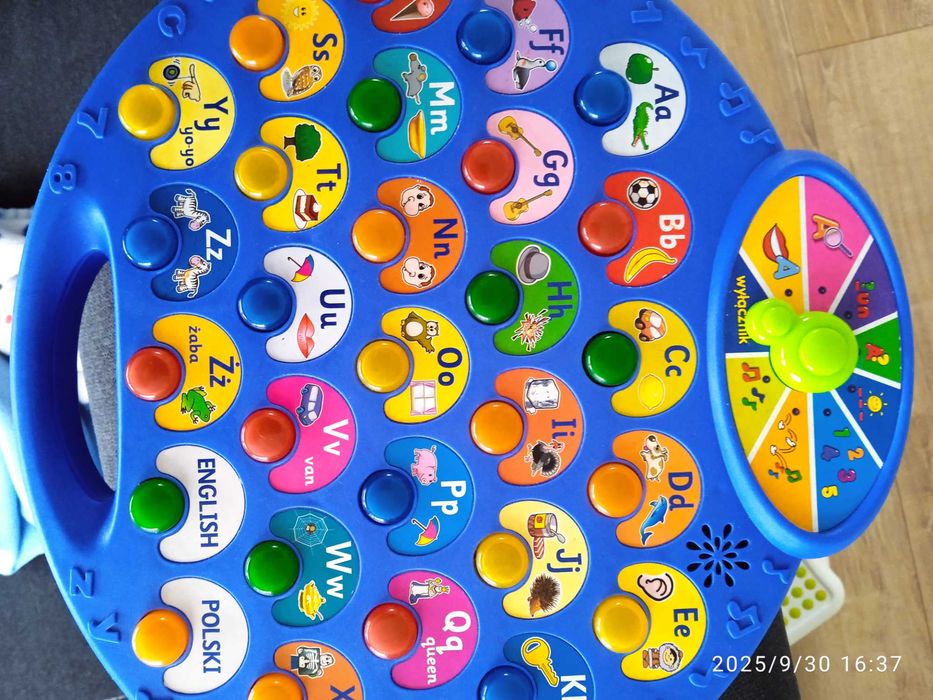 Laptop edukacyjny, interaktywny dźwięk