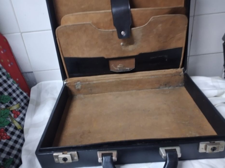 2 malas para transporte de documentos