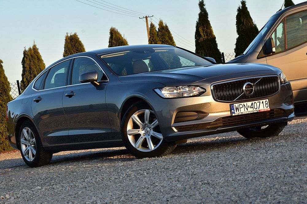 Volvo S90