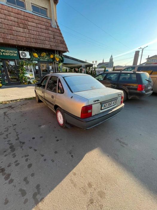 Продам Опель вектра А 350