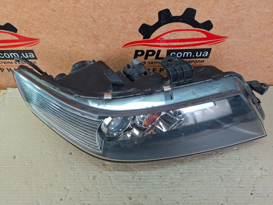 Honda Accord 7 VII 02-06 Фара правая ксенон блок розжига W3T10471