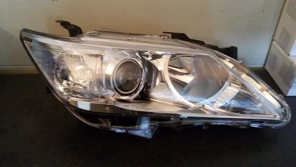 Фара левая правая Toyota Camry Камри 55 ,50 USA/EUR