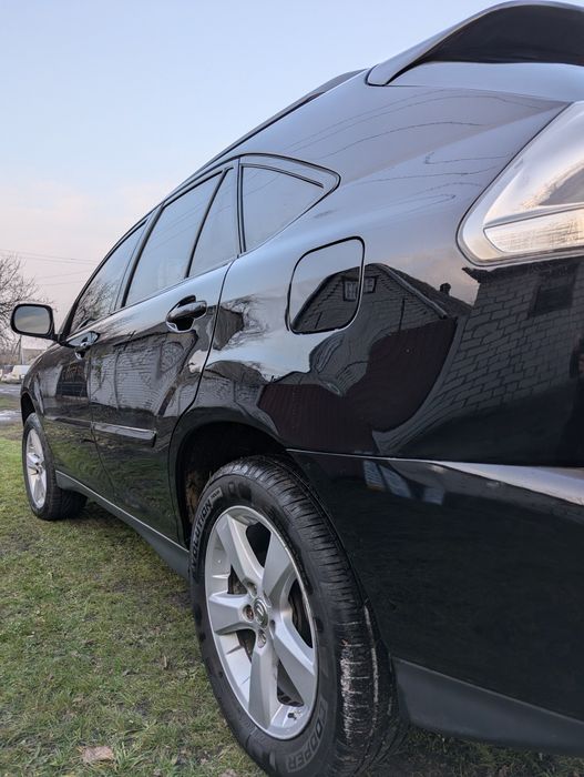 Подам Lexus rx 350